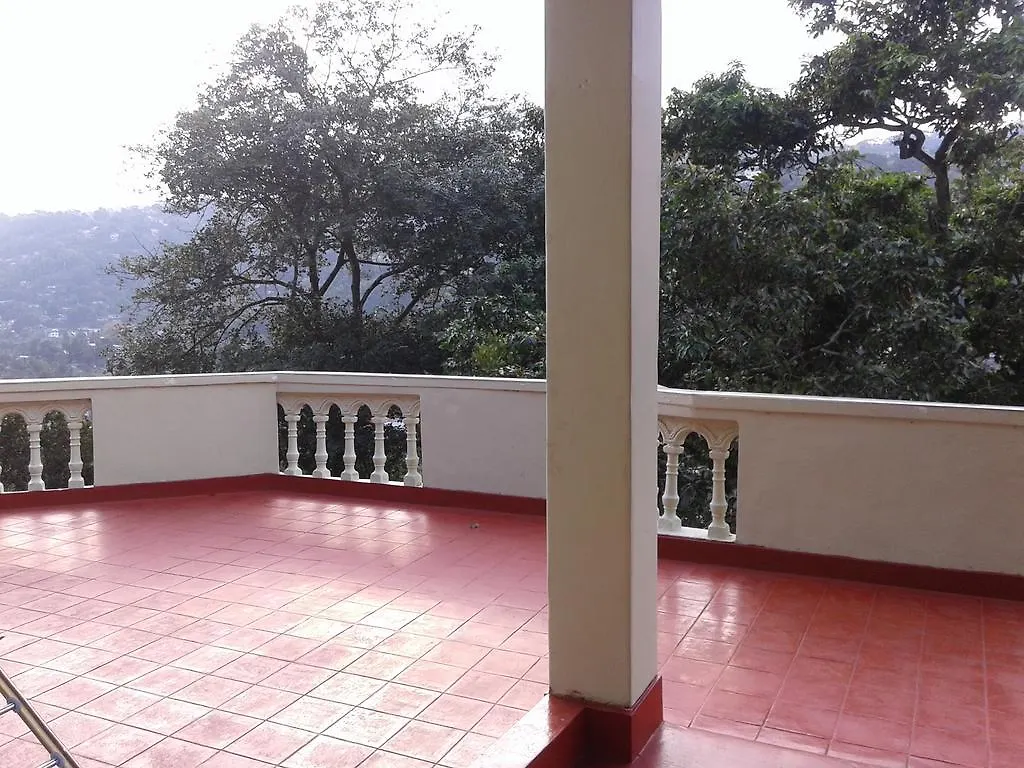 Yoho Cheliyan Villa Kandy 3*,