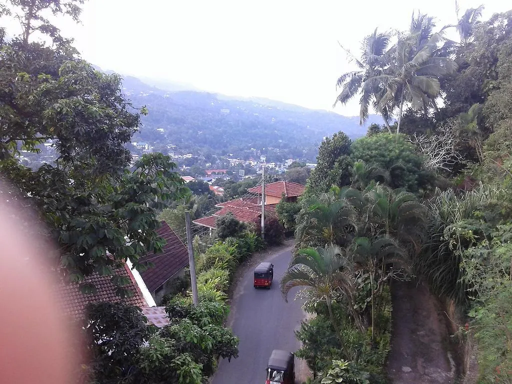 Yoho Cheliyan Villa Kandy
