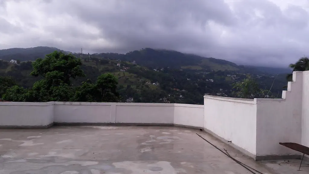 Yoho Cheliyan Villa Kandy Bed and breakfast