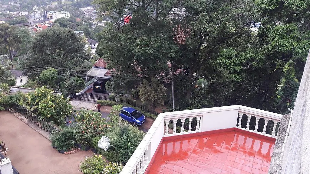 *** Bed and breakfast Yoho Cheliyan Villa Kandy Sri Lanka