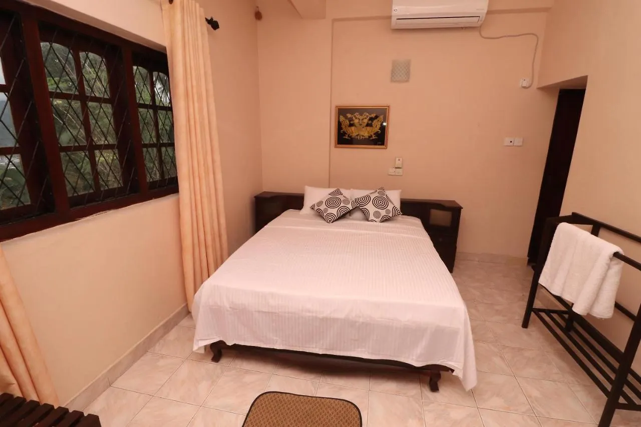 *** Bed and breakfast Yoho Cheliyan Villa Kandy Sri Lanka
